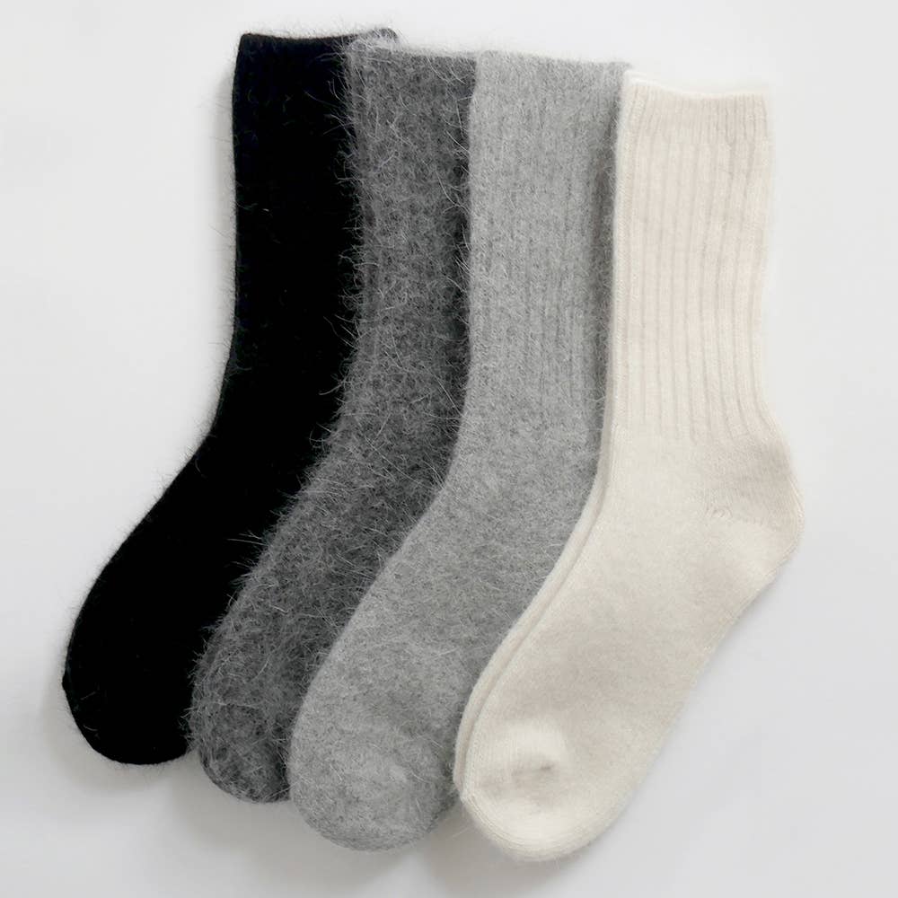ELMNTL - Wholesale Socks - Women's - Super Soft Wool Socks - Cream1