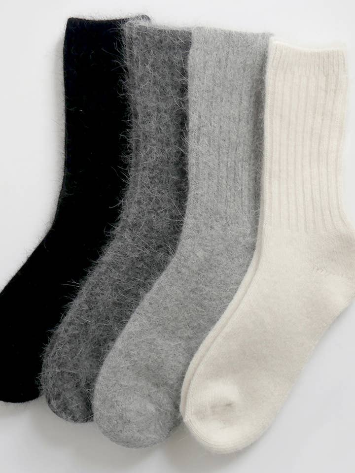 ELMNTL - Wholesale Socks - Women's - Super Soft Wool Socks - Cream1
