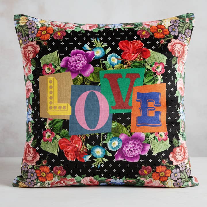 Trianon cushion cover 40x40 cm for wholesale by Mouchkine Jewelry