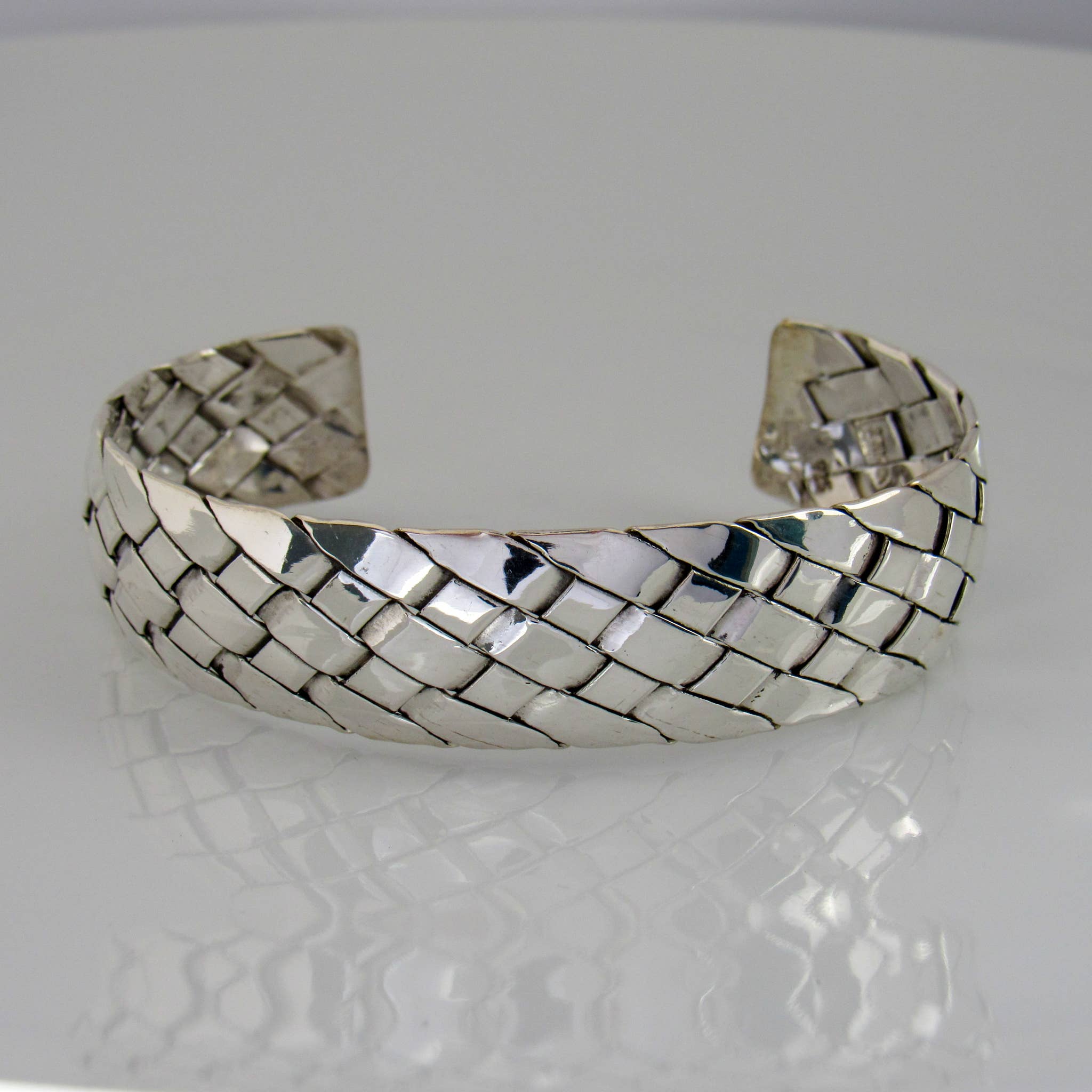 Krystyna's Silver – Engroshandel Manchetarmbånd – Sterlingsølv twillvævet manchet1