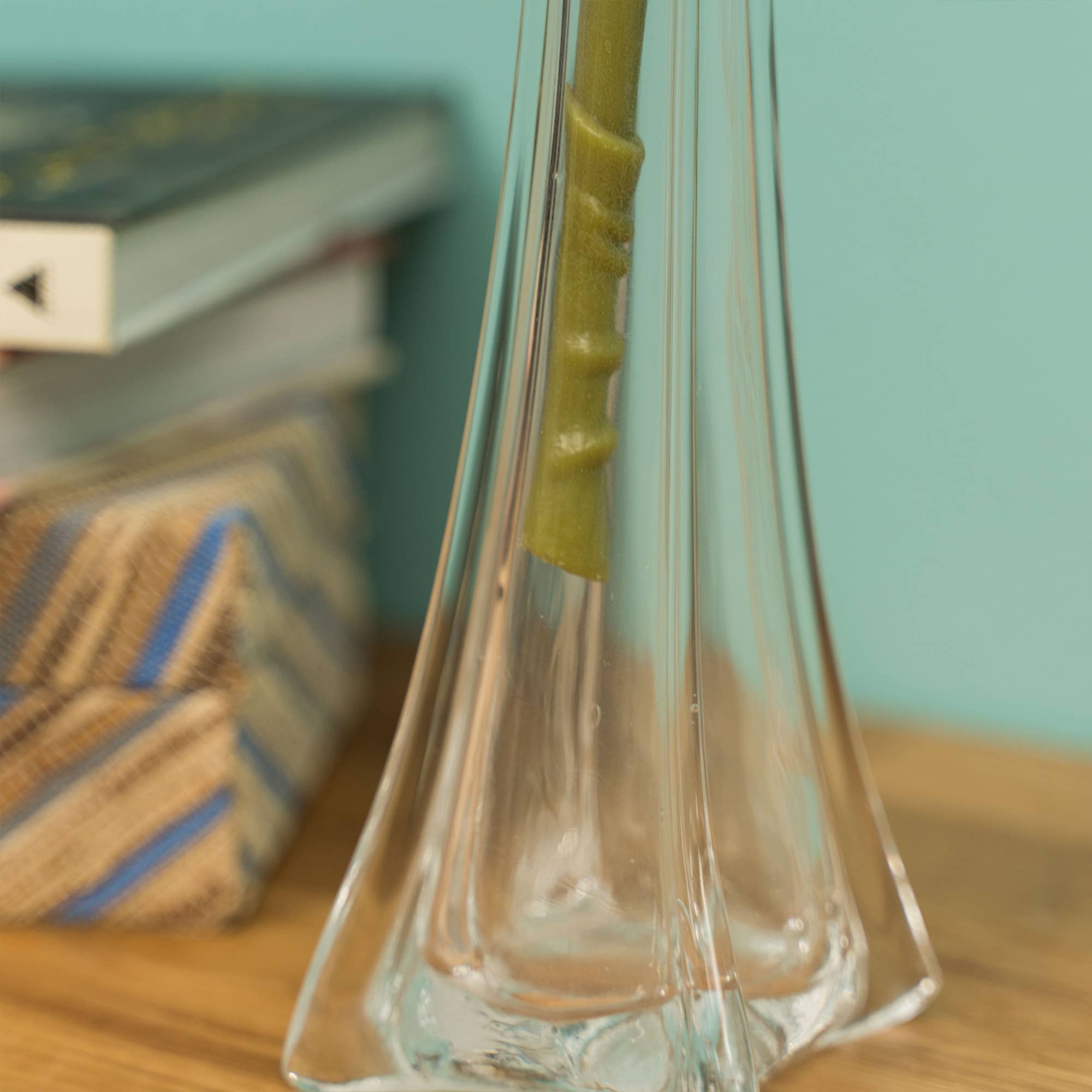 Portofino International Trading, USA - Wholesale Artificial Flowers - Artificial Hydrangea Stem 27" -White8