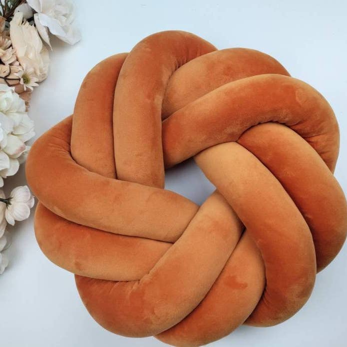 SUF Products LLC - Wholesale Throw/Decorative Pillow - Knot Pillow In Spiral Shape Is 15 X 15 X 4 Inches2