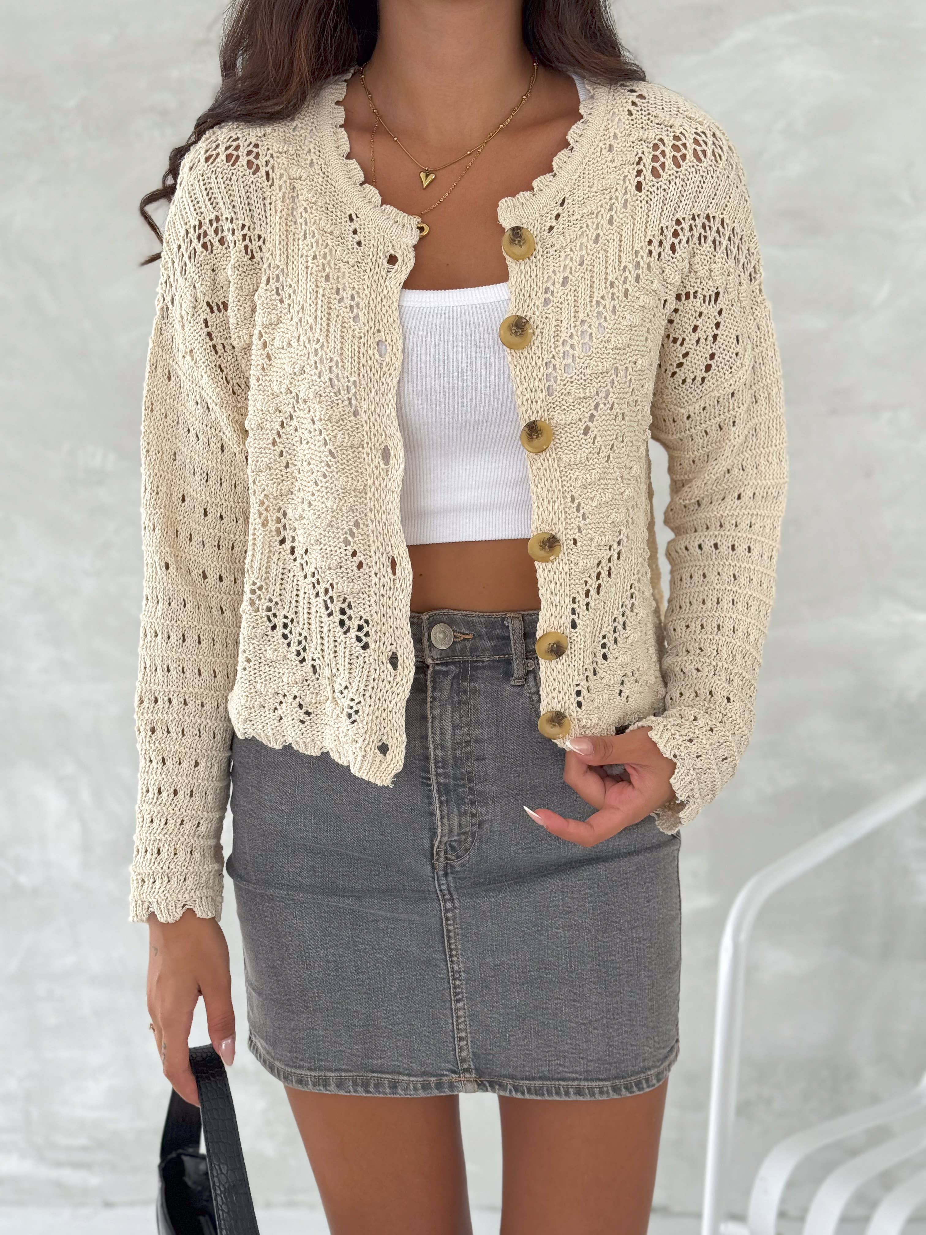 VAV NEW YORK – Großhandel Strickjacke – Damen – Hallowstrick-Cardigan für Damen Sandfarbener offener Strickcardigan6