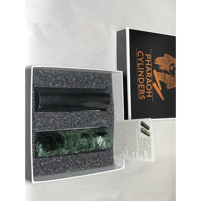 Faraocylindrar, Nivå 4, med Shungit och Serafinit för wholesale av Elite Gems