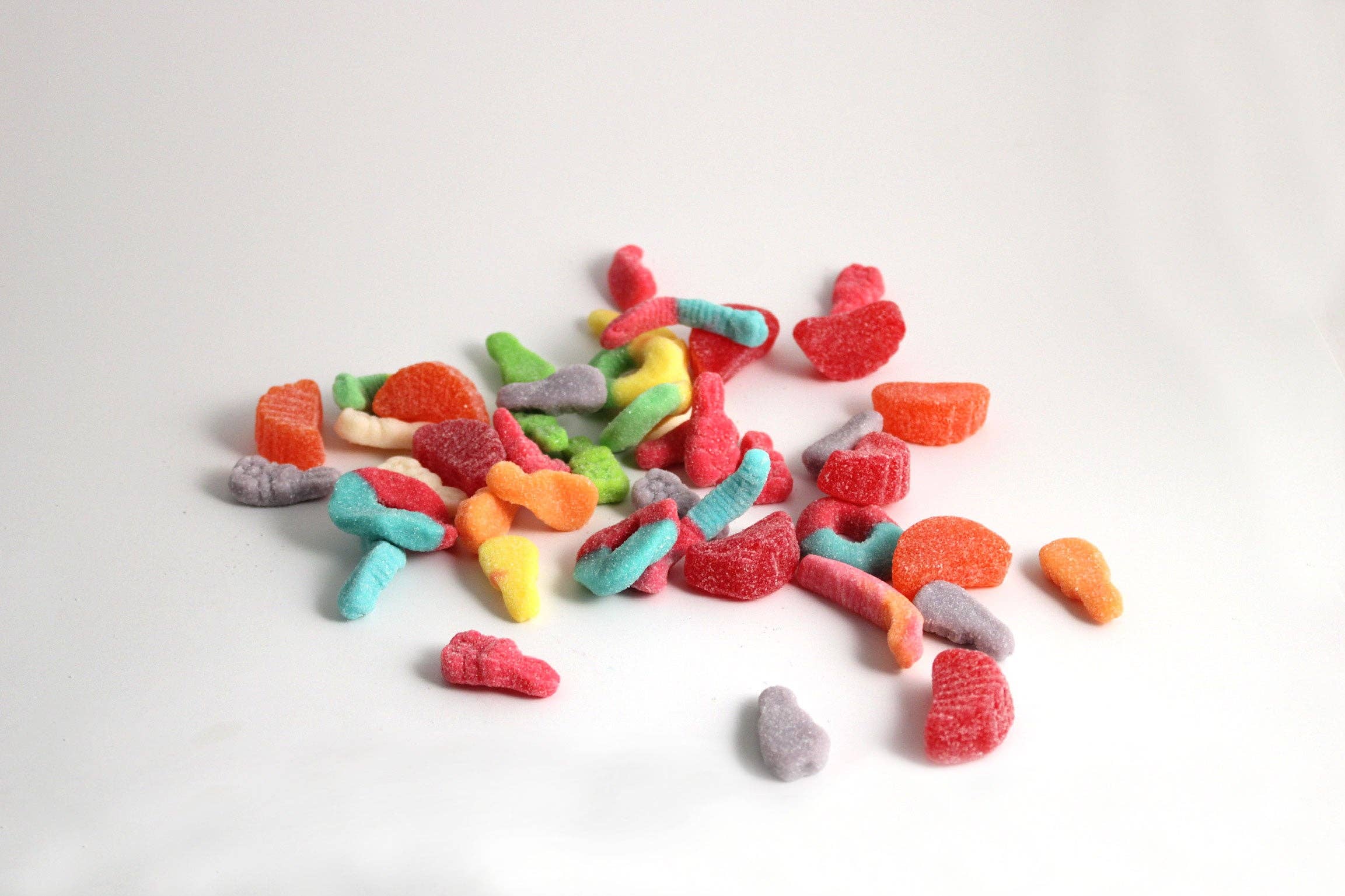 Kara Chocolates - Wholesale Gummy - Floral paashaaszak met 900 g gummies mix1