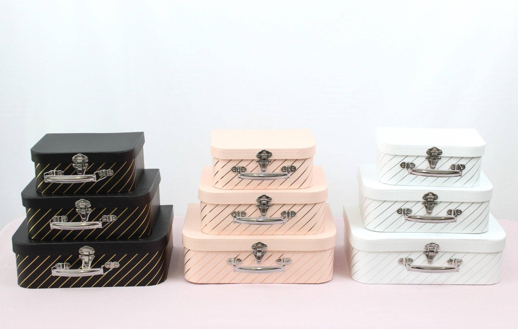 Elegant Design Supply - Vente Coffrets cadeaux - Boîte cadeau luxe en forme de valise avec rayures dorées2