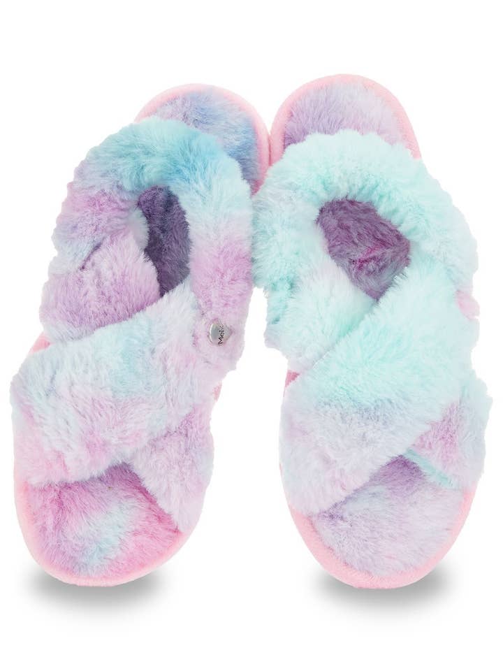 Pantoufle en peluche tie-dye pour la vente par Infinity Classics International Inc.