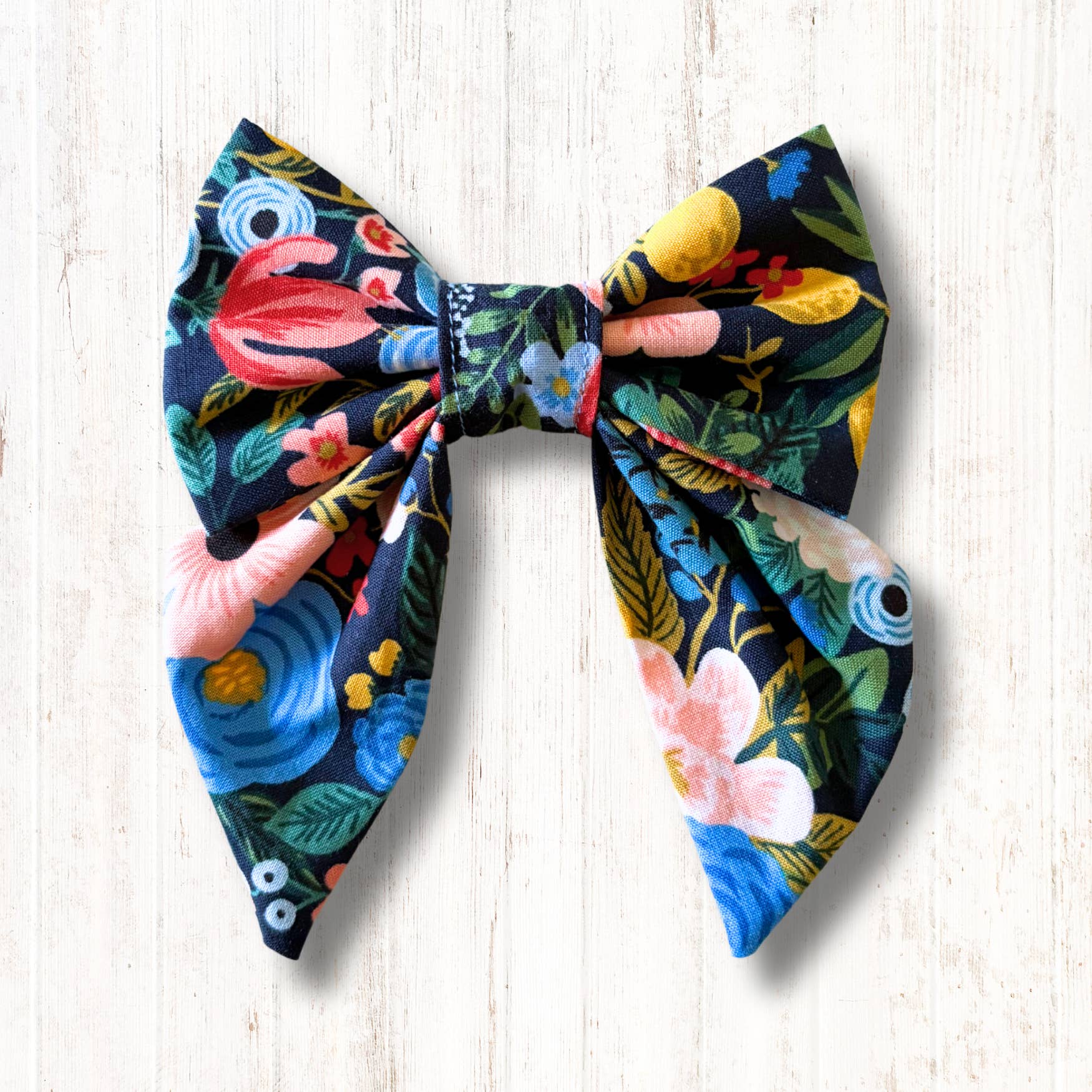 Annie & Val Handmade - Vendita all'ingrosso Papillon - Cani - Papillon per cani Navy Floral Rifle Paper Co.
