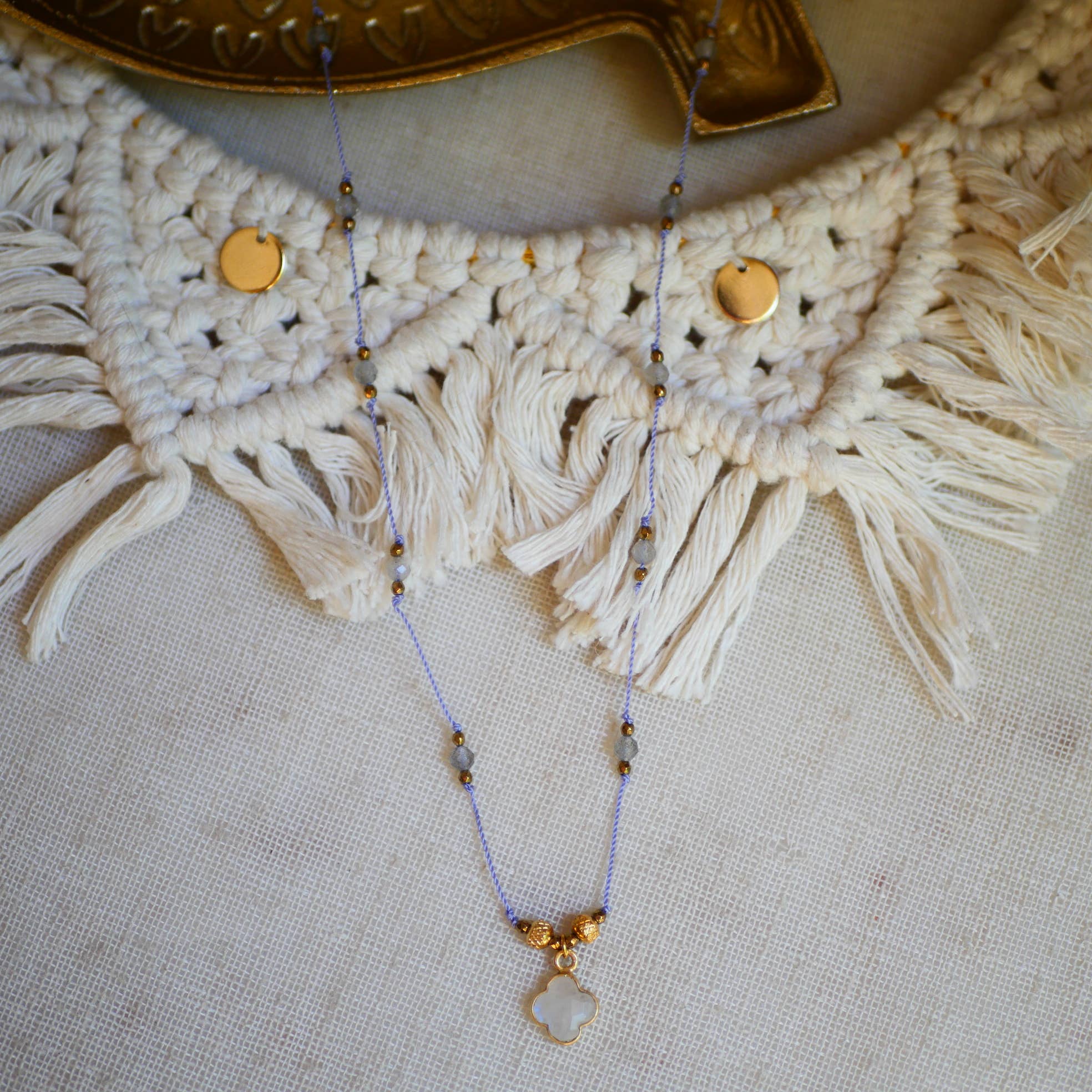 GINANDGER – Engroshandel Halskæde med vedhæng – UBIKA HALSKÆDE MED VALG AF FARVE OG STEN1