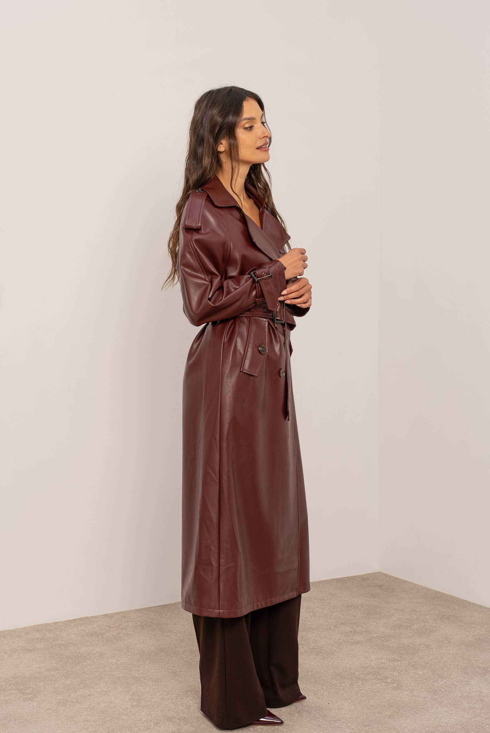 Attentif Paris - Wholesale Trench Coat - Women's - Long vegan leather trench coat21