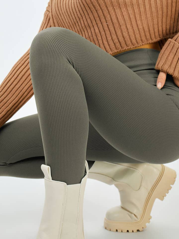 Lookus - Wholesale Fashion Leggings - Women's - Irem Fleece Lined Ribbed Leggings Olive