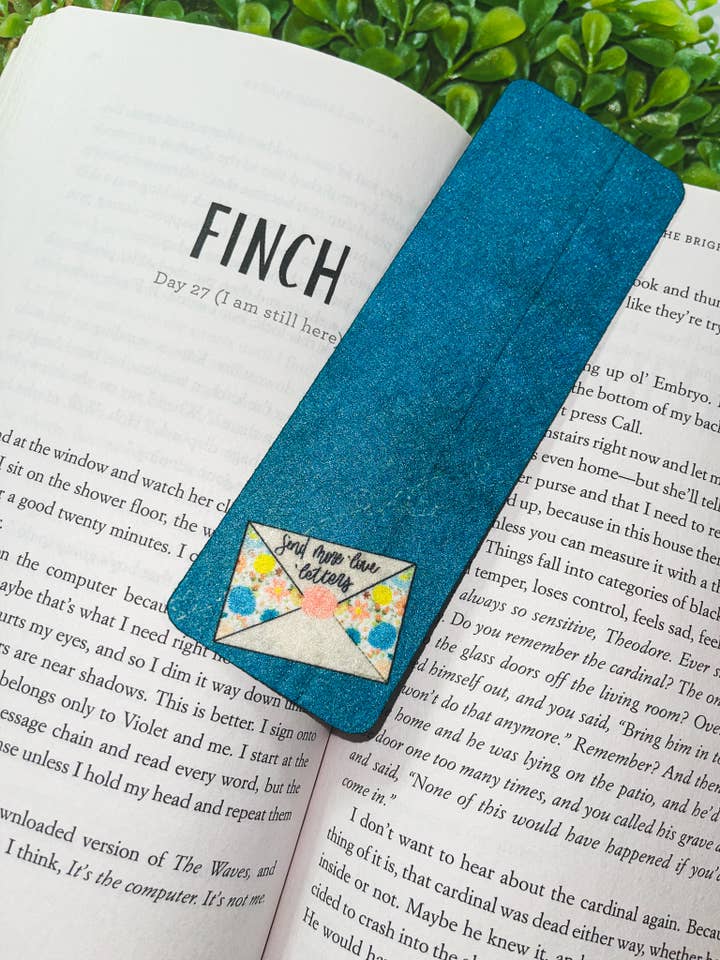 Send flere kærlighedsbreve Filt Bogmærke for engroshandel hos Sharp Thoughtlings