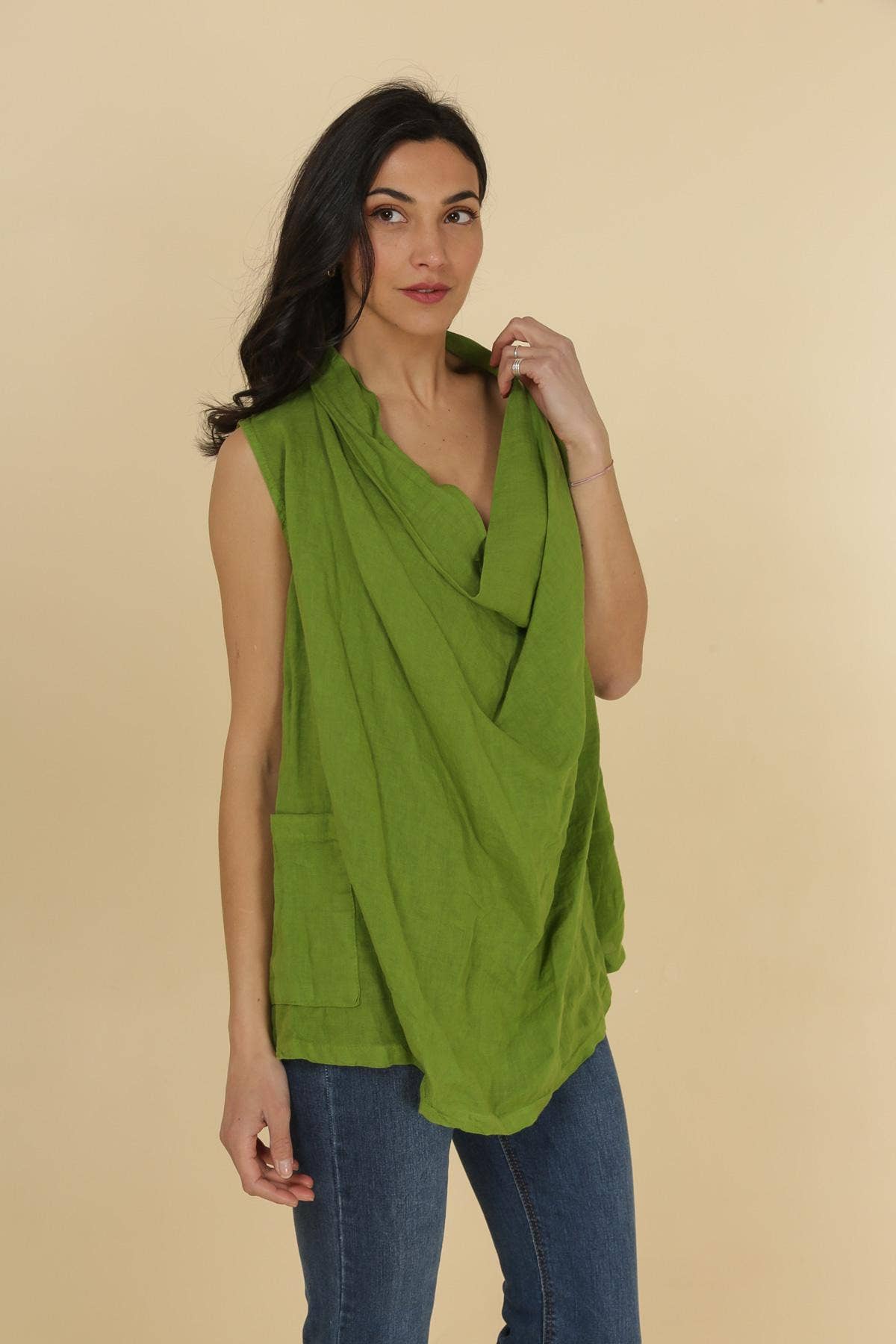 LINEN & COTTON HOUSE – Großhandel Oberbekleidungsweste – Damen – WESTE AUS LEINEN 5172 BESTSELLER FRÜHLINGS- UND SOMMERKLEIDUNG 54