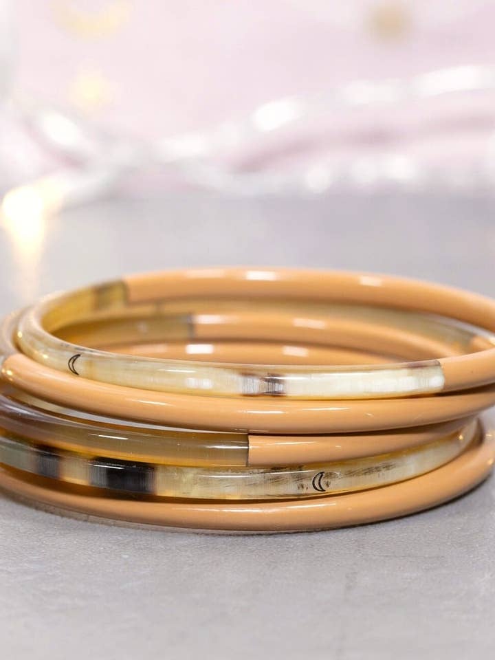 Beige Sand Horn Bracelet No.31 - 3mm for wholesale by JolieJulie-MaLune-VentiLLo