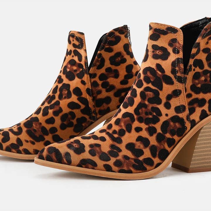 Serene Couture – Großhandel Stiefeletten – Damen – Kurze Stiefel mit Leopardenmuster für Damen Frühling Herbst High Heel Martin Boots Chunky Heel Spitz Stiefeletten Damen