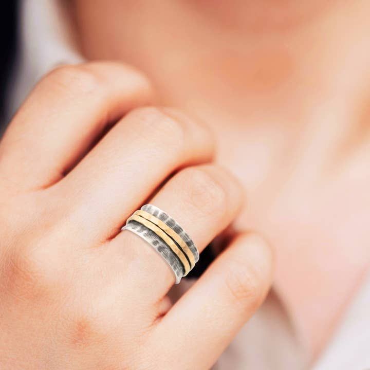J + I Jewelry - Wholesale Band/Stacked Ring - Aurum Tempest Spinner Ring