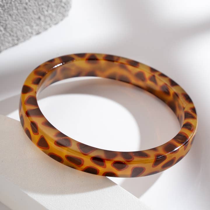 COSMOS - Wholesale Bangle Bracelet - Resin Bangle Leopard Effect — Chic Amber and Brown Wild Pattern1