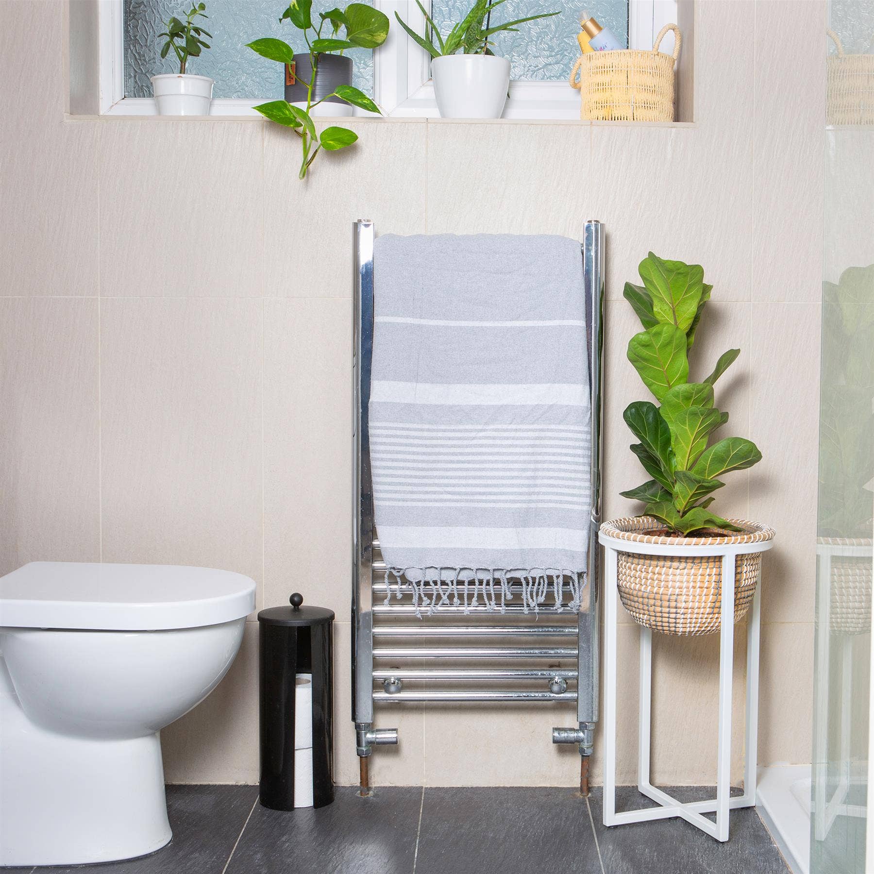 Rinkit Ltd - Wholesale Bath Towel - Nicola Spring Deluxe Turkish Cotton Bath Towel - Light Grey1