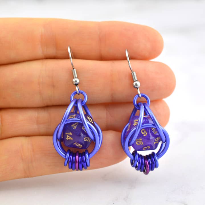Rebeca Mojica Jewelry – wholesale Dangle earrings – d20 Purple Magic Earrings - Mini Dice in Chainmaille Cage3