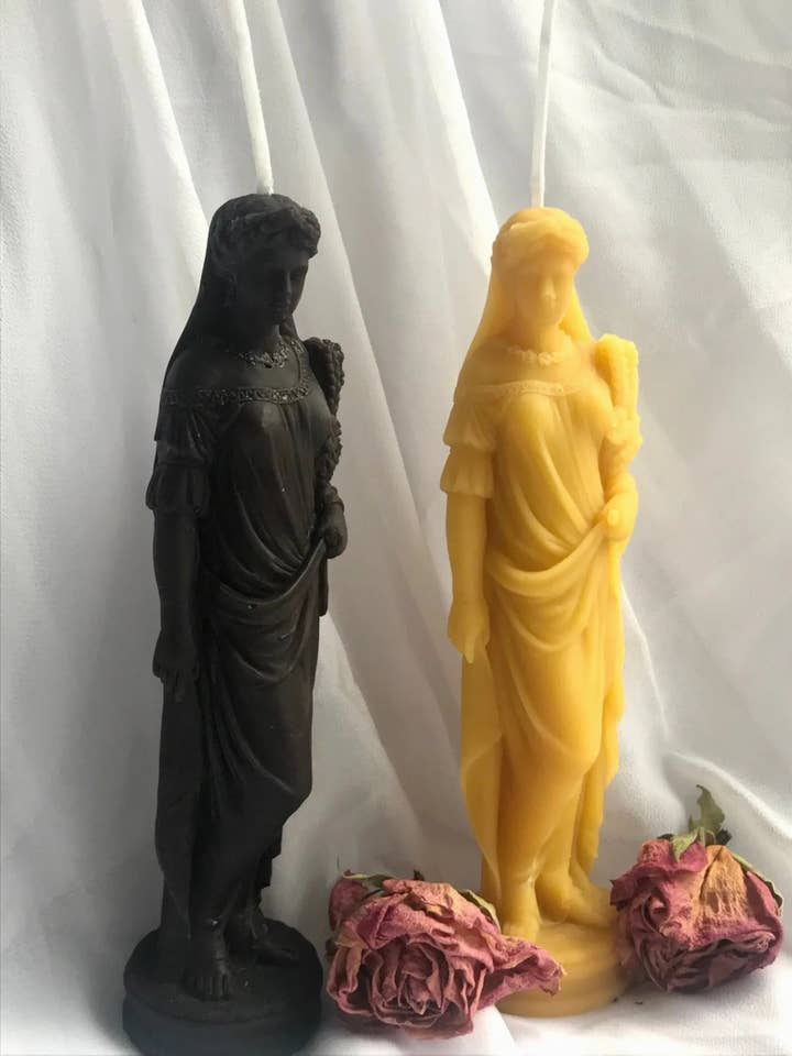 Demeter Candle for wholesale by Grimoire d’une vie