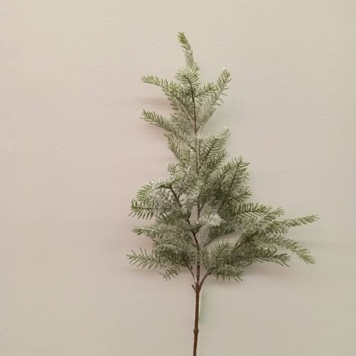 XM12112 FIR SPRAY w/SNOW,40in-12P/72/6.3' for wholesale by Green Import Limited