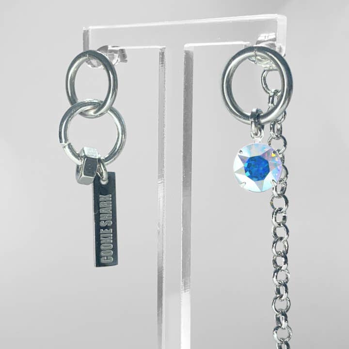 Vesuvius Aurora Boreal kristallörhängen i silver för wholesale av COOKIE SHARK