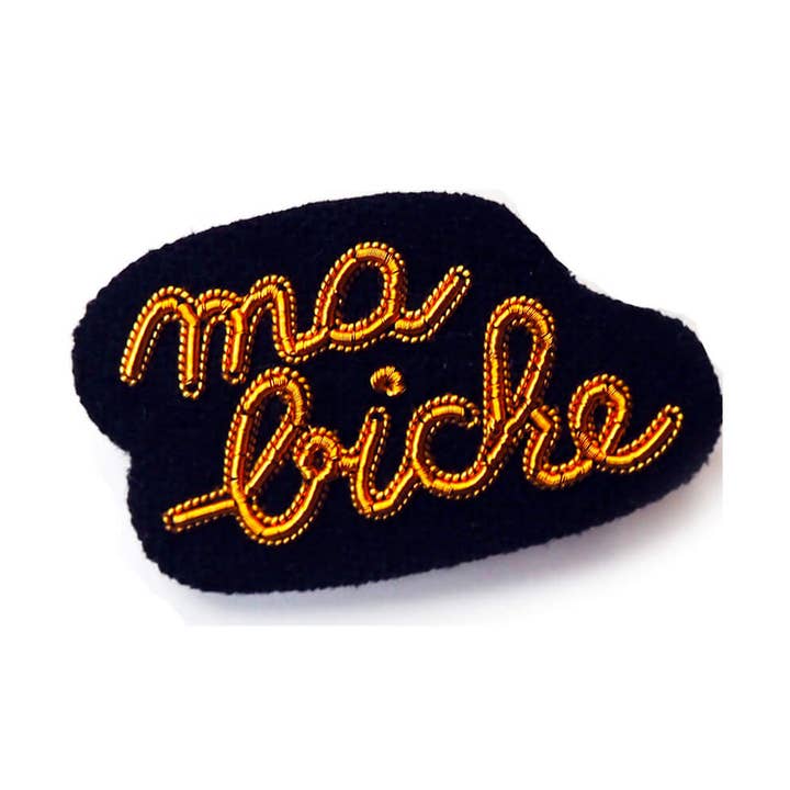 Håndbroderet broche - Min Hjort for engroshandel hos Macon & Lesquoy
