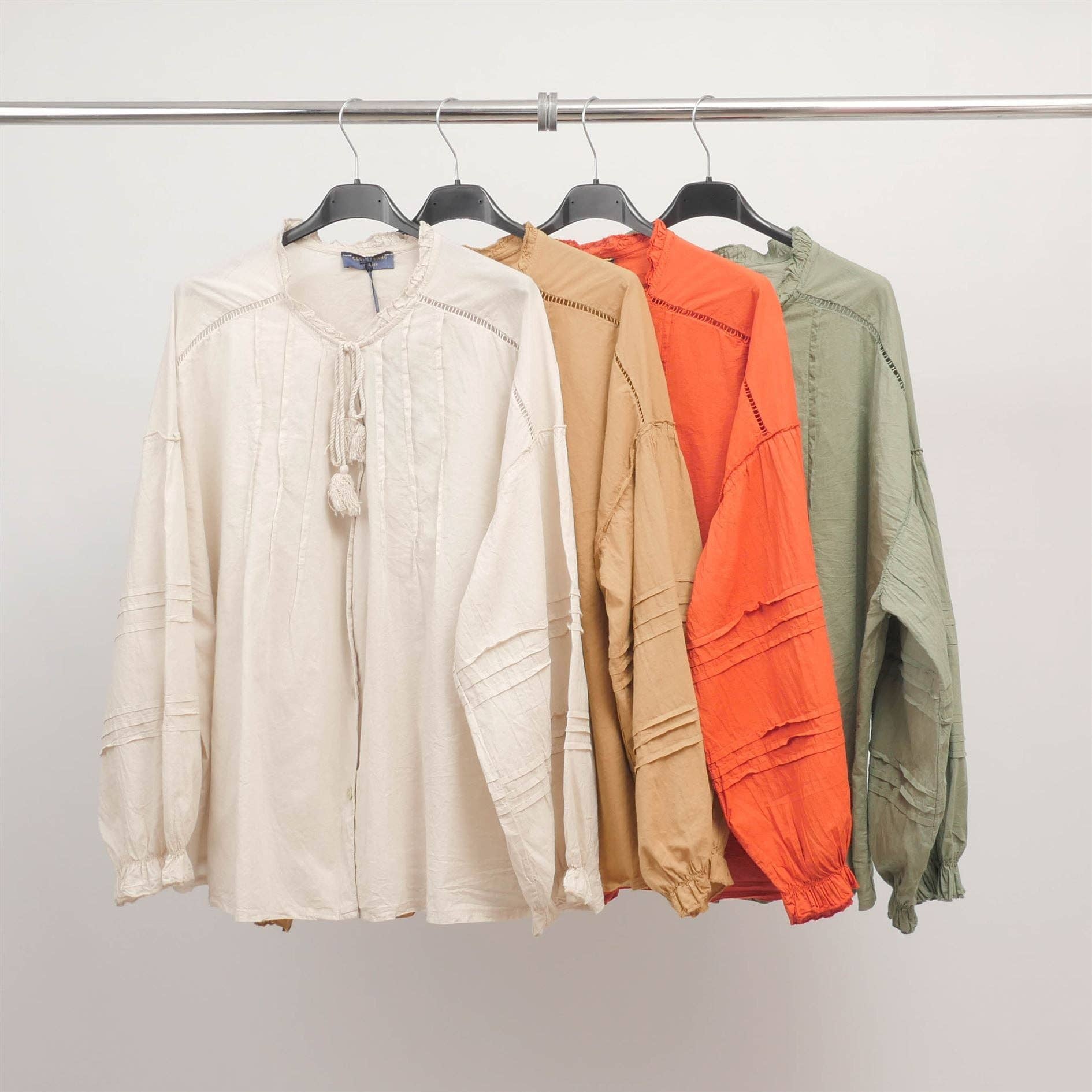 Cecile Wang - Wholesale Button Down Shirt - Women's - Cotton blouse with puffed sleeves and pleated details TDM373254