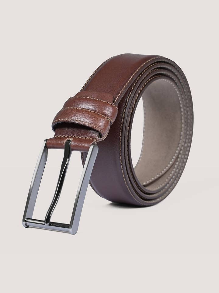 Ceinture classique en cuir marron pour la vente par Brian Oak Limited