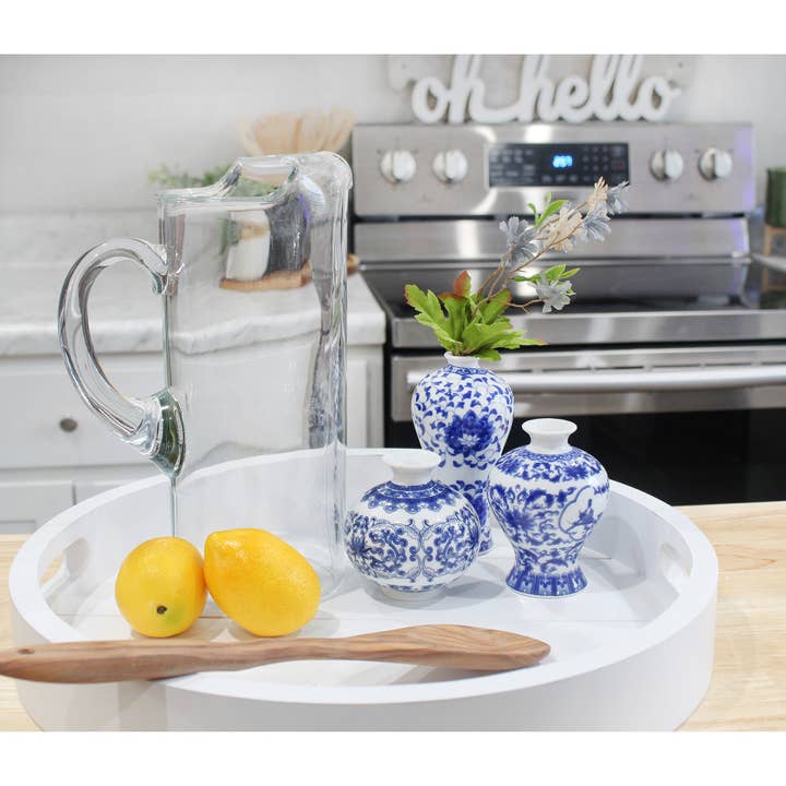 Kurated Korner - Wholesale Vase - AuldHome Design Blue and White Chinoiseries Vases (Set of 3)3