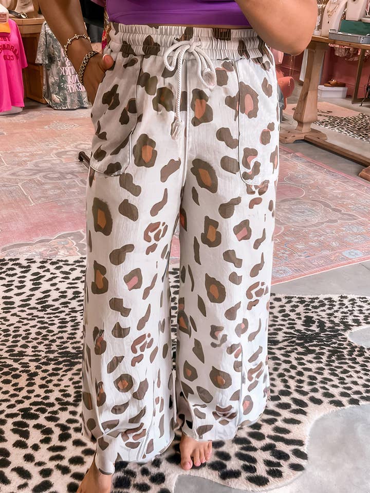 Drawstring Leopard Print Patch Pocket Loose Pants (S-XL) for wholesale by 66DISCO