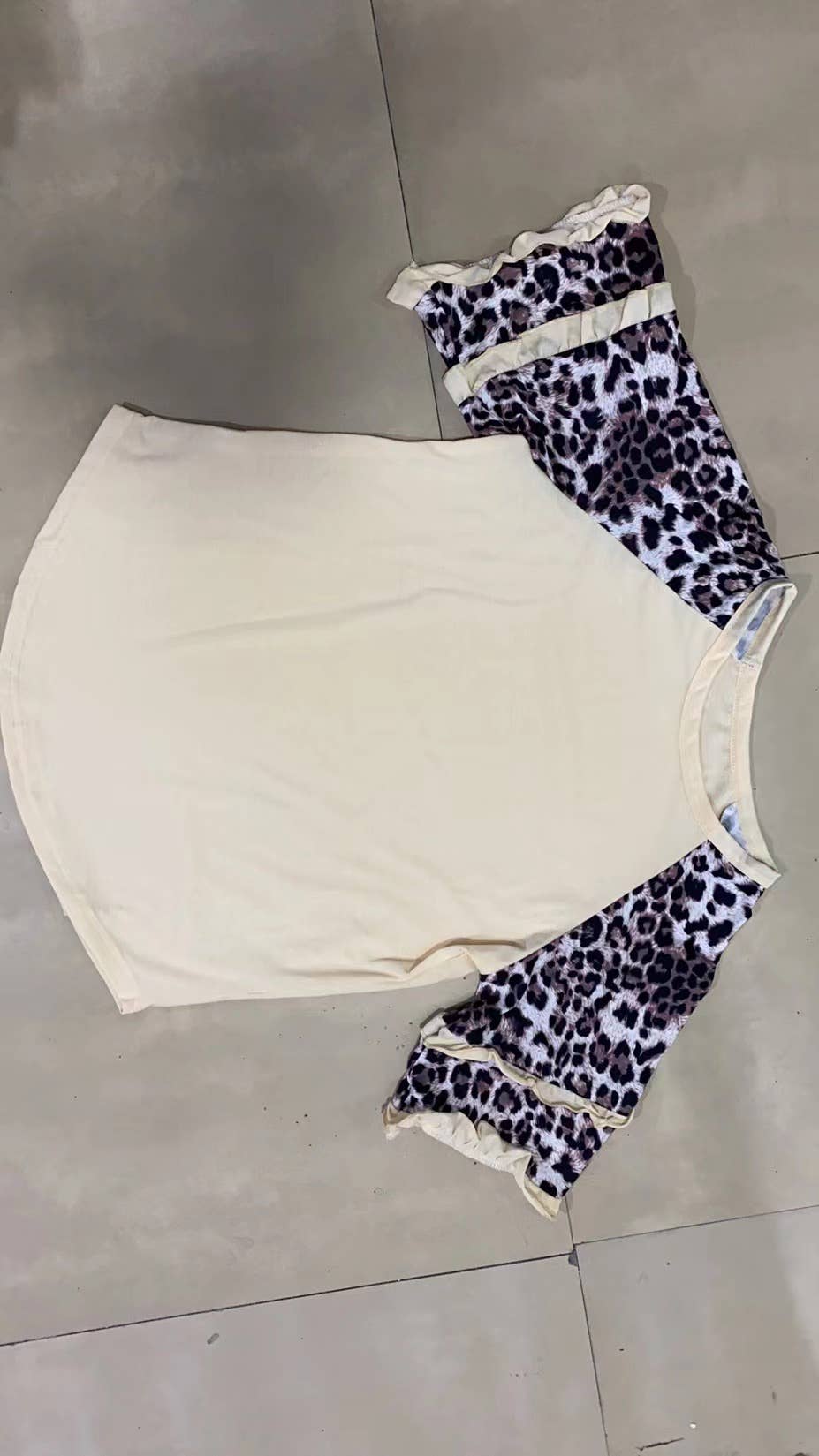 UNISHE - Wholesale Tunic - Women's - Leopard Print Half Sleeve Crew Neck Top KXOM998214