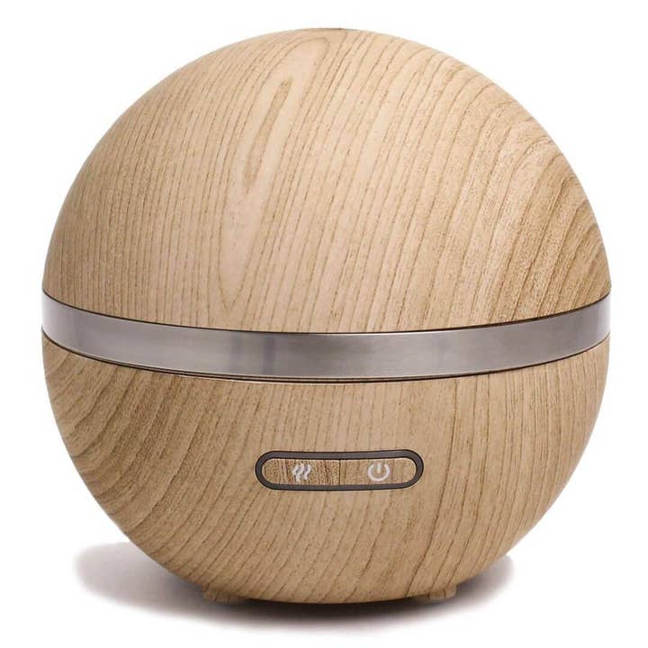 Round Wood Grain Ultrasonic Aromatherapy Diffuser for wholesale by ACDC Co.