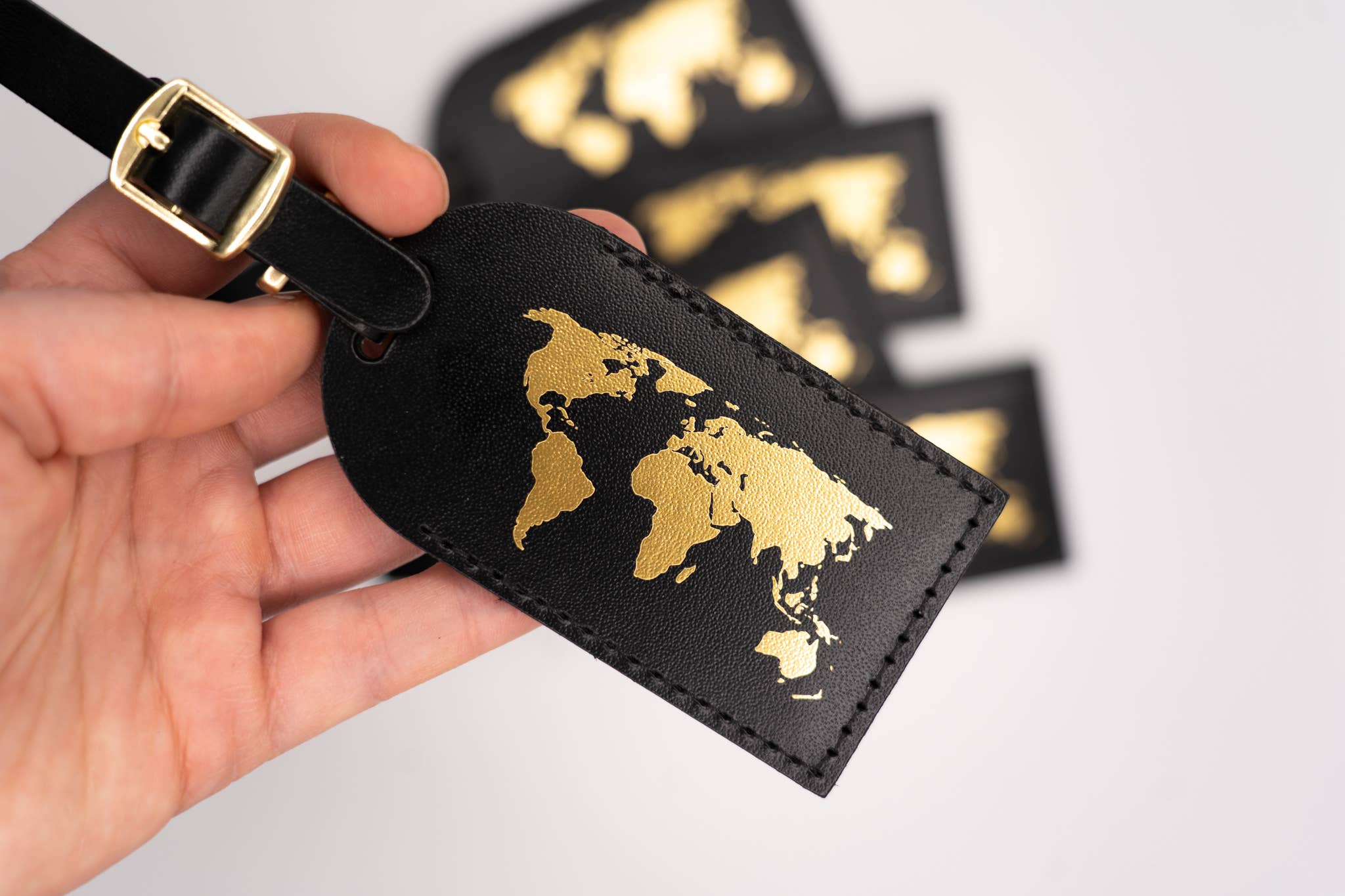 Letter + Leather - Vendita all'ingrosso Targhetta per bagaglio - Etichetta per bagaglio con mappa del mondo, bomboniera per matrimoni o souvenir di viaggio5