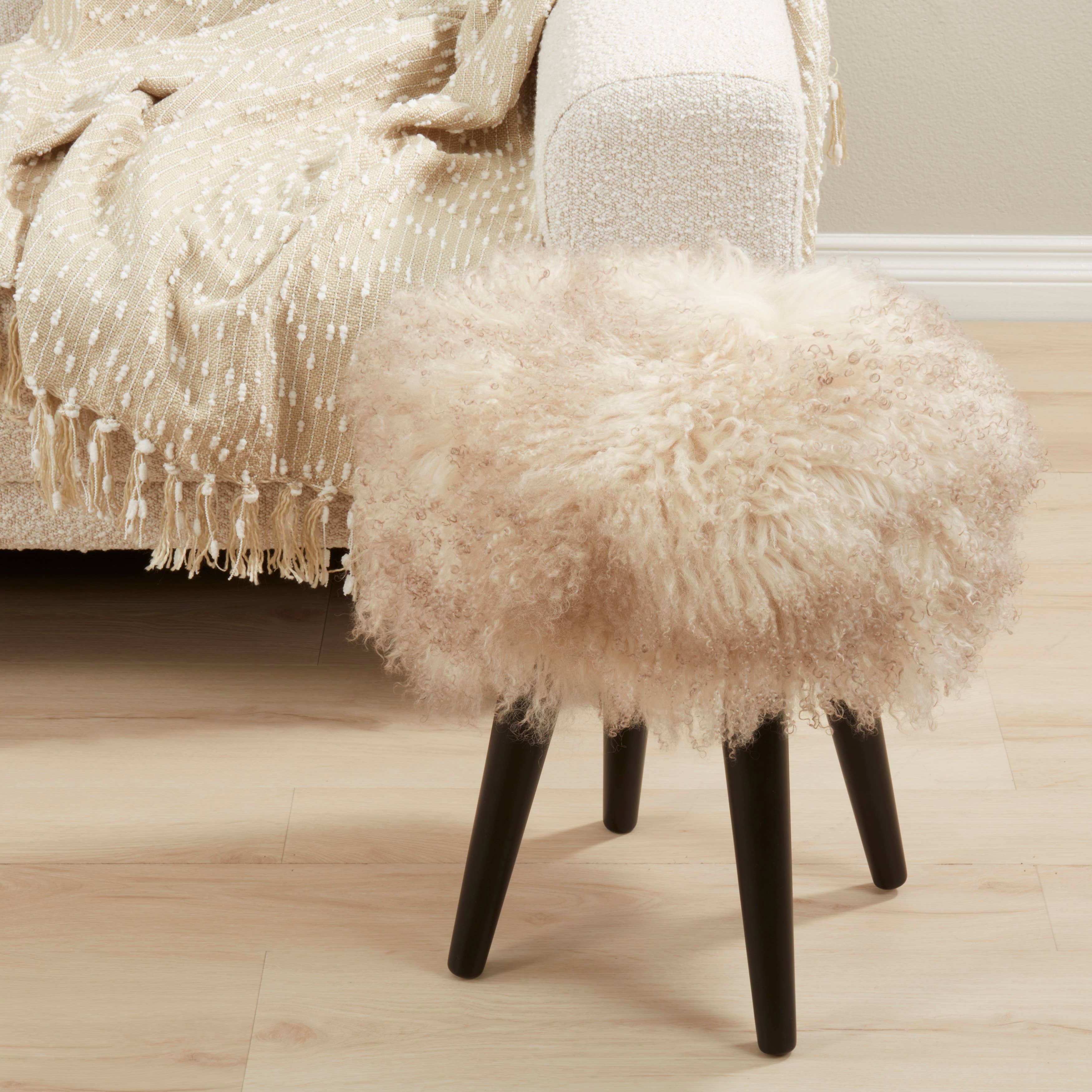 Saro Lifestyle - Wholesale Stool - Mongolian Lamb Fur Stool11