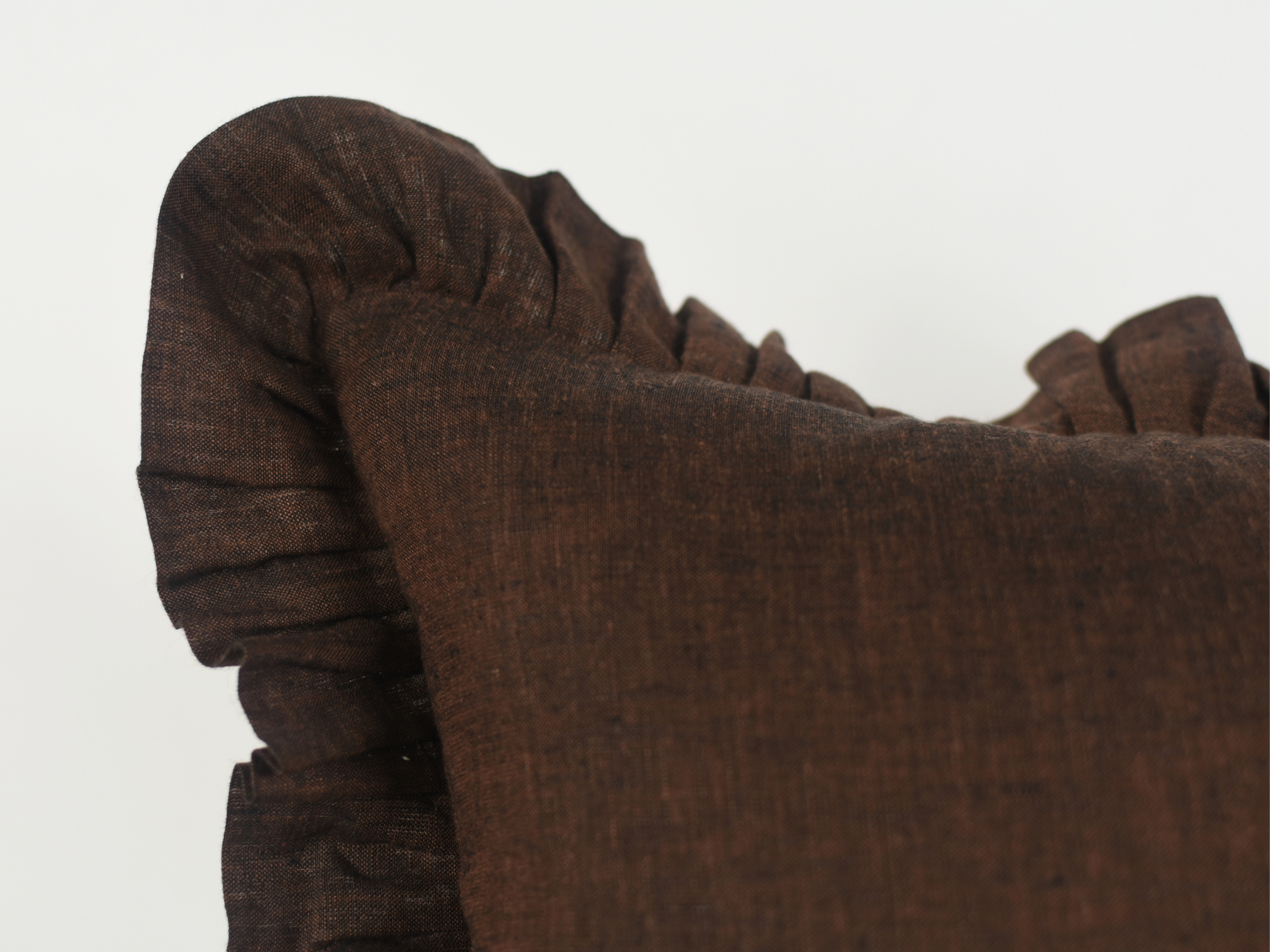 Xasmin Interiors LLC - Wholesale Throw Pillow Cover - Zooni Ruffle Brown - Solid Linen Ruffle Pillows4