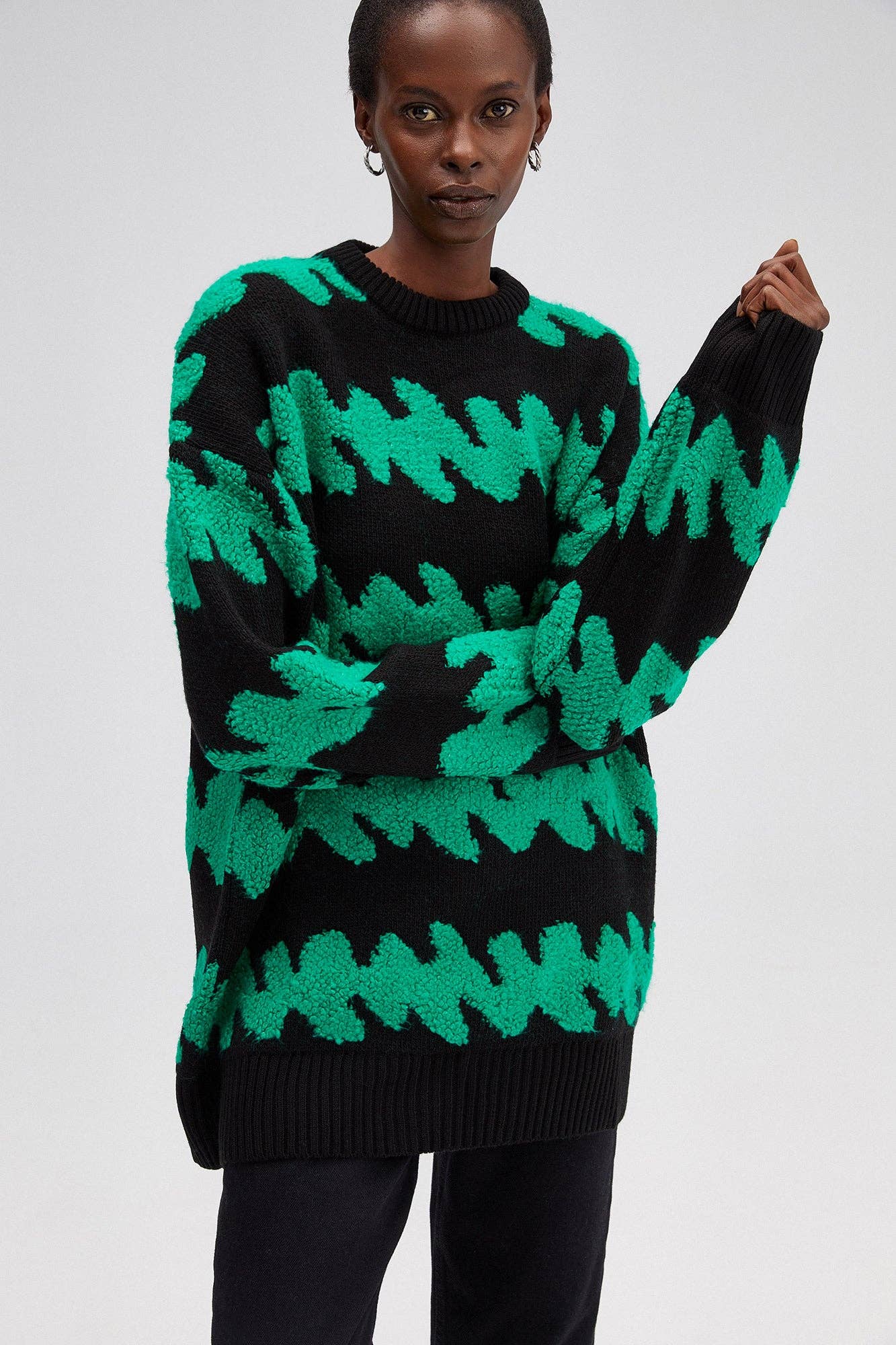 Siyah PULL À COL ROND À MOTIFS OVERSIZE en vente sur Faire3