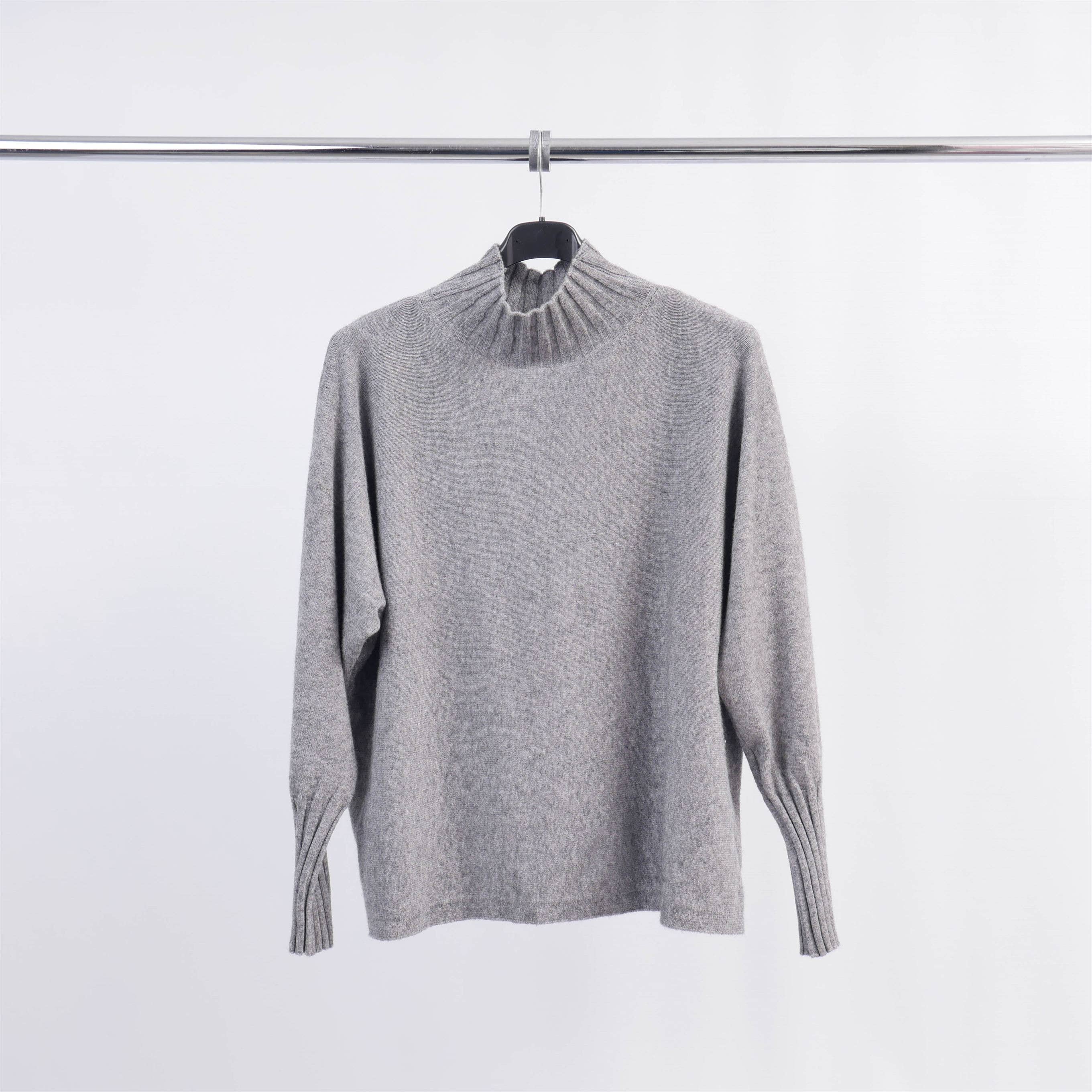 Cecile Wang - Wholesale Knit Sweater - Women's - Turtleneck knit sweater with sleeve details DSY242293