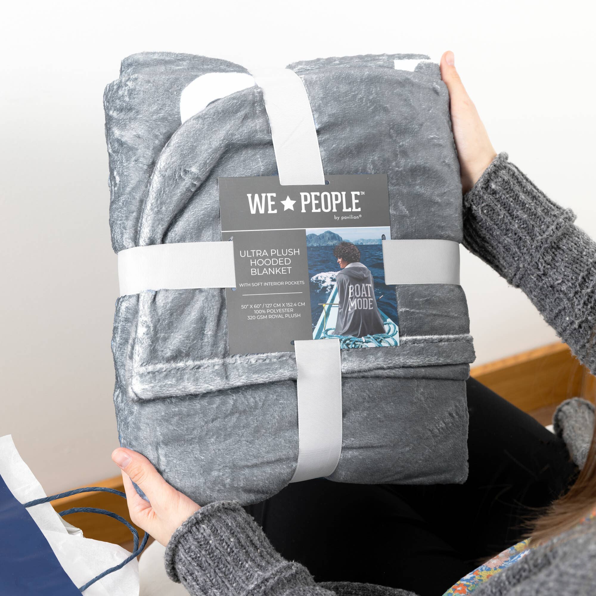 Pavilion - Wholesale Throw Blanket - Boat Mode - 50" x 60" Royal Plush Hooded Blanket2