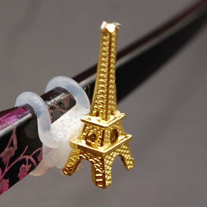 Eiffel Tower Charm for wholesale by Www.eyeglasssesdecorations.com