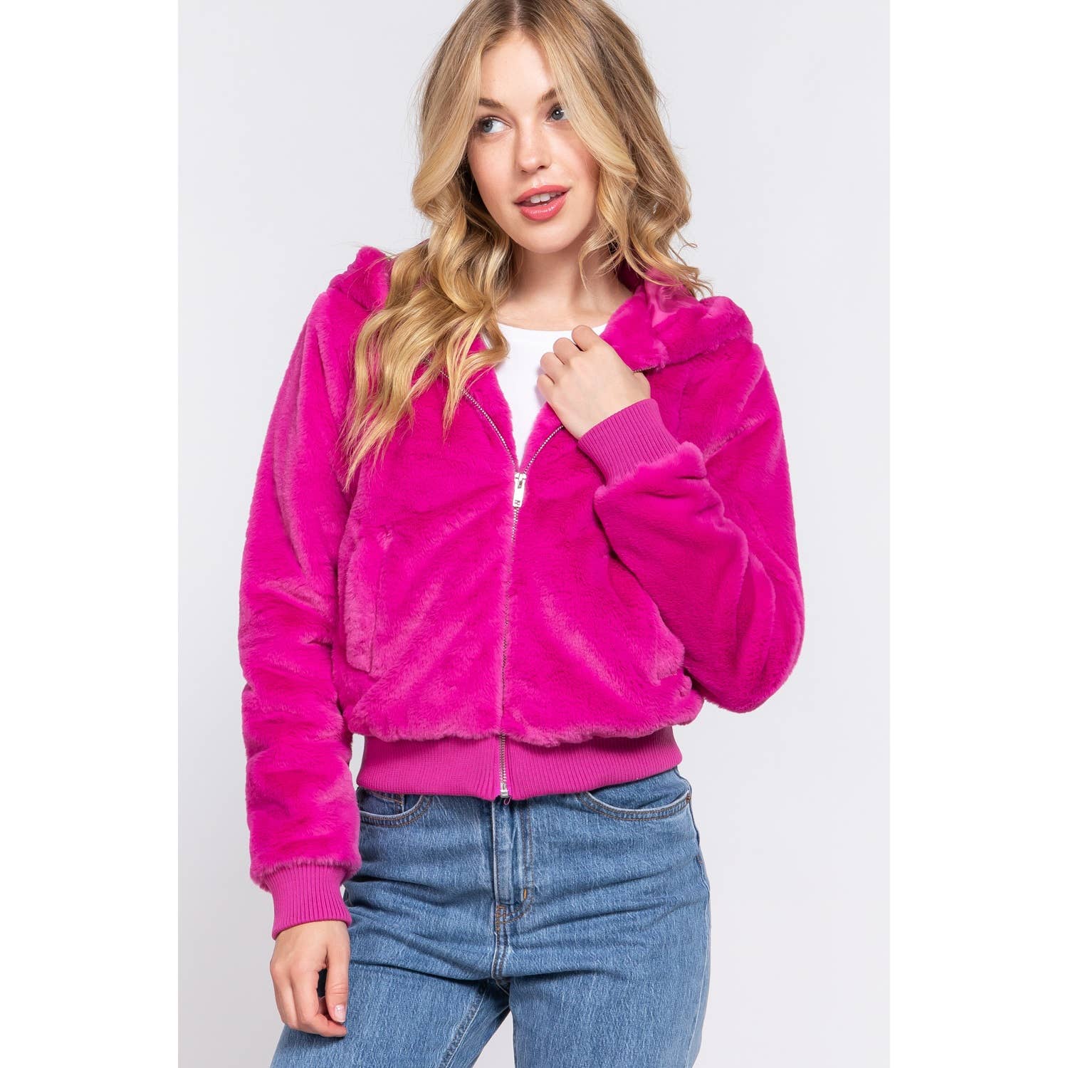 HiteJeans - Vente Veste – femme - VESTE À CAPUCHE ZIPPÉE EN FAUSSE FOURRURE7