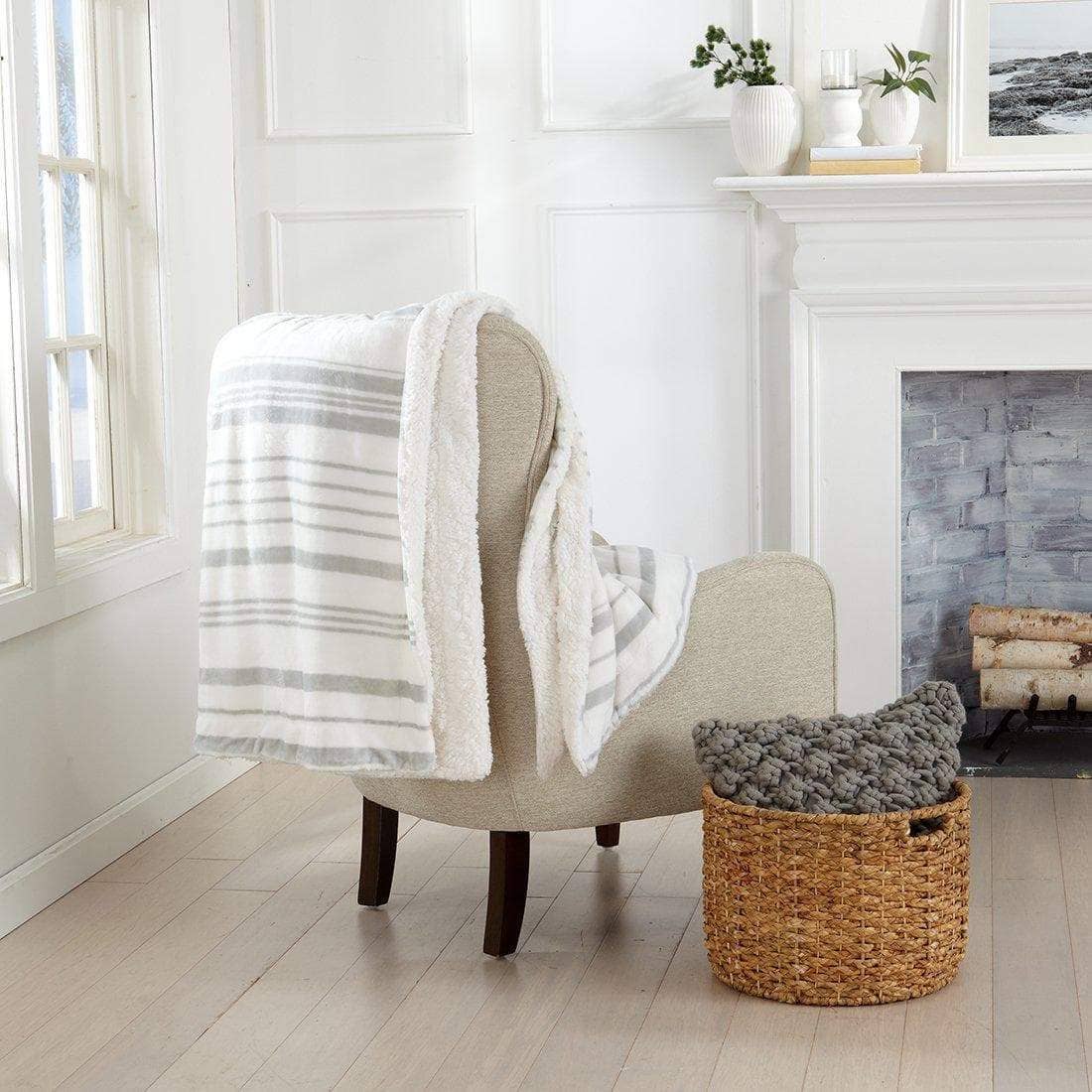 BH Collective - Wholesale Bedding Blanket - Bed Blanket - Velvet Plush & Sherpa Reverse - Kinsley95