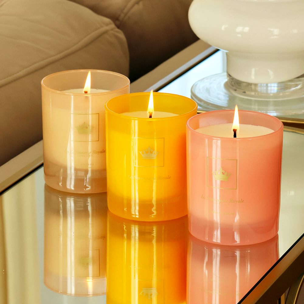 White Poudre de Riz Scented Candle - Colored Collection for wholesale on Faire2