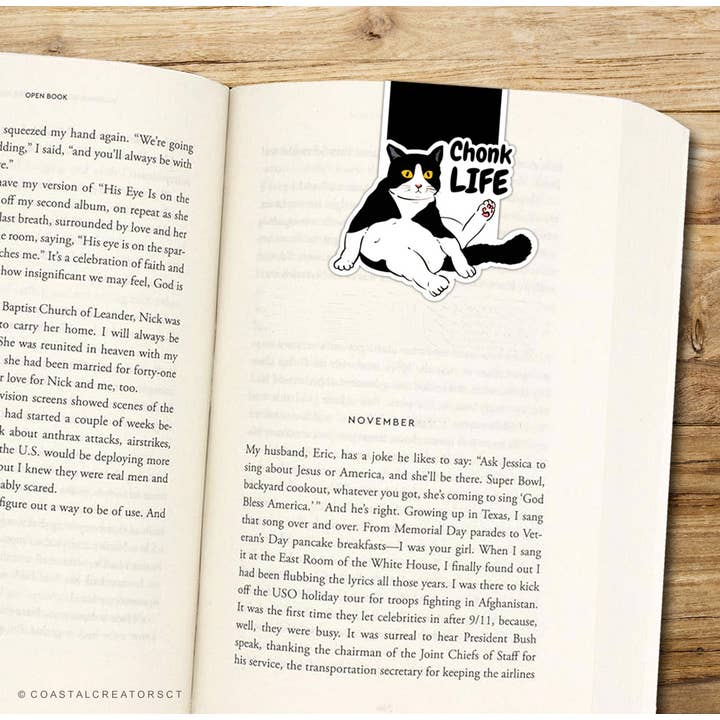 Coastal Creators of Connecticut - Wholesale Bookmark - Chonk Life Fat Cat Reversible Magnetic Bookmark (Packaged)3