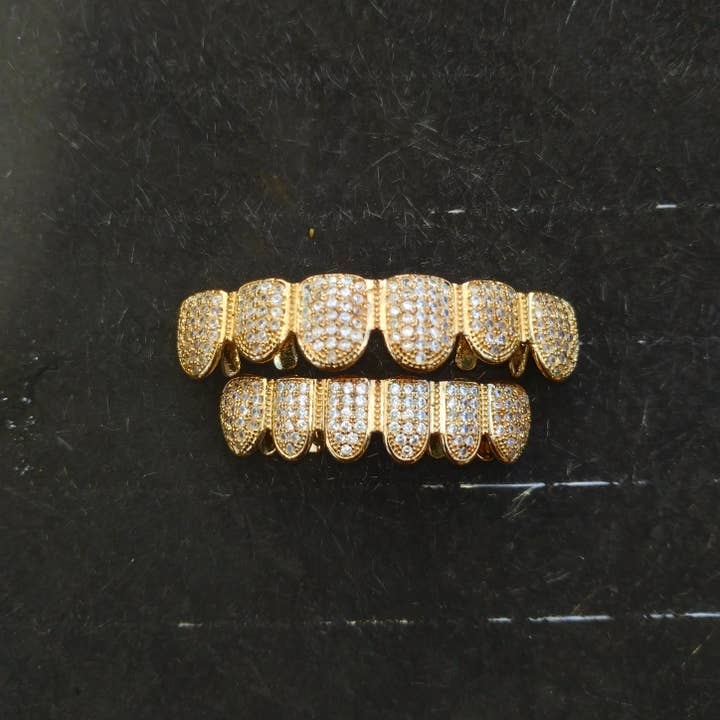 GB Jewelry - Wholesale Jewelry - Men's - 18K Gold Diamond Grillz3