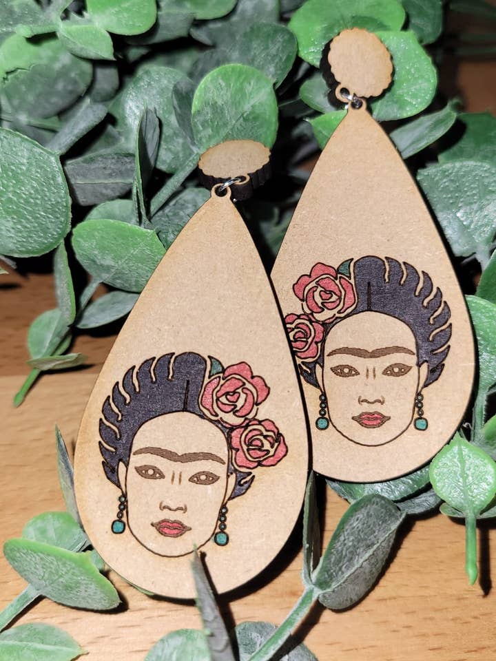 Von Frida inspirierter Ohrring V1 für den Großhandel von 432 Customs