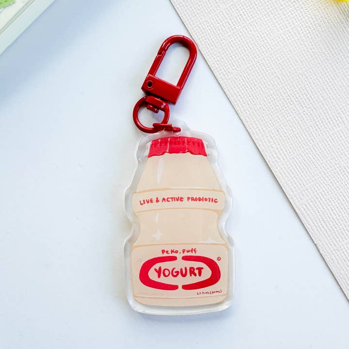 Porta-chaves Acrílico Dupla Face com Epóxi Bebida de Iogurte Yakult por atacado de PekoPuff