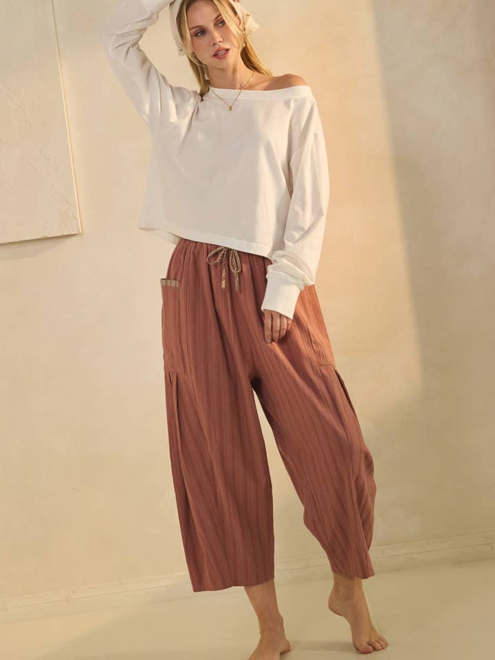 Textured Cropped Pants for wholesale by Oddi