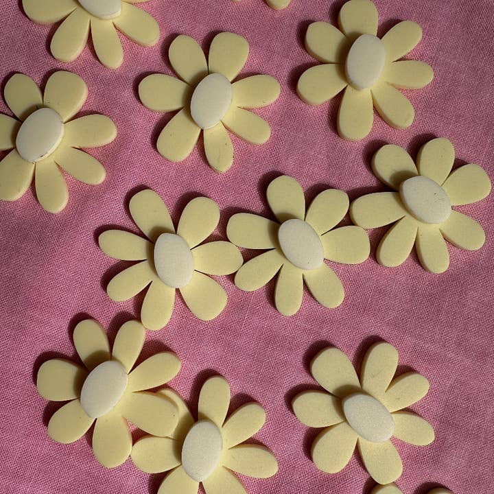 Emeldo - Wholesale Dangle Earrings - Estelle Flower Earrings // select colour7