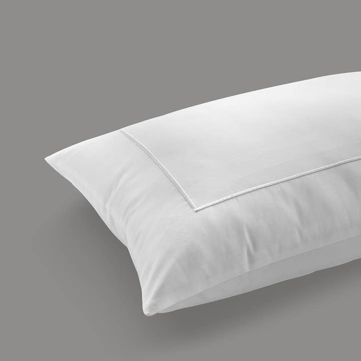 800 Thread Count Egyptian Cotton Cedarhurst LUXE Bedding Set - Brilliant White for wholesale on Faire